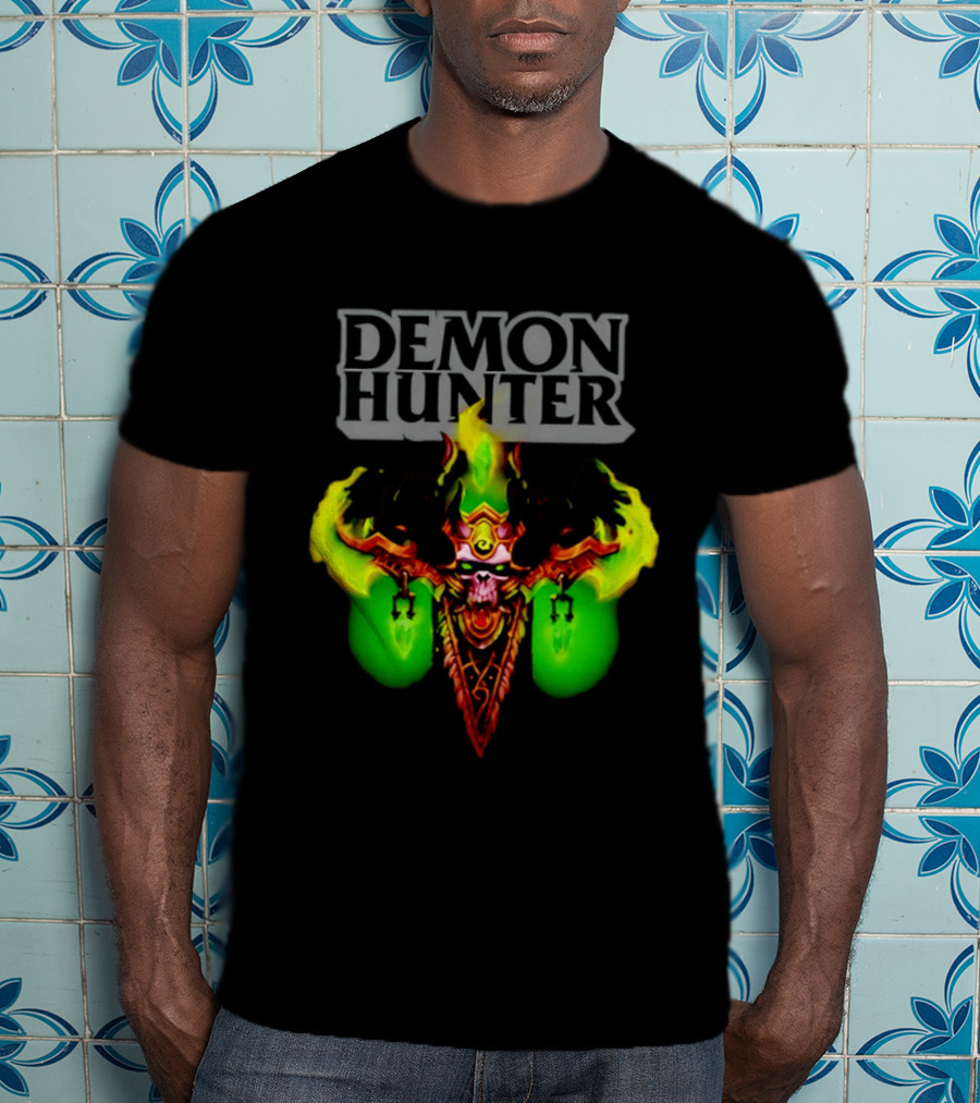 Demon Hunter Skull World Of Warcraft Emblem With Green Flame Accents T-Shirt
