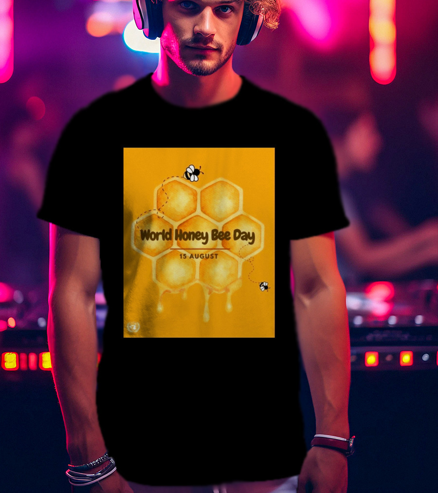 World Honey Bee Day 15 August Honeycomb T-Shirt