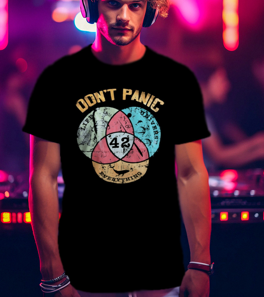 Don't Panic Life Universe Everything 42 Distressed T-Shirt