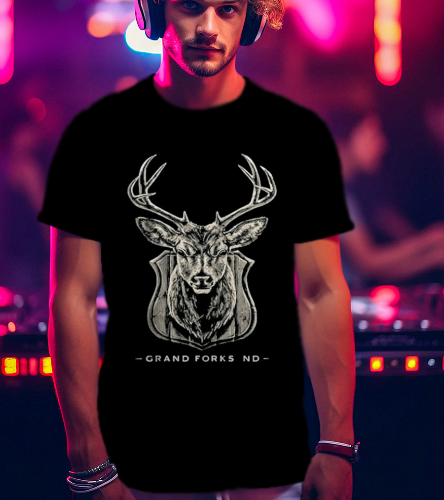 The Red Clay Strays 08 18 2026 Grand Forks ND Tour Deer T-Shirt