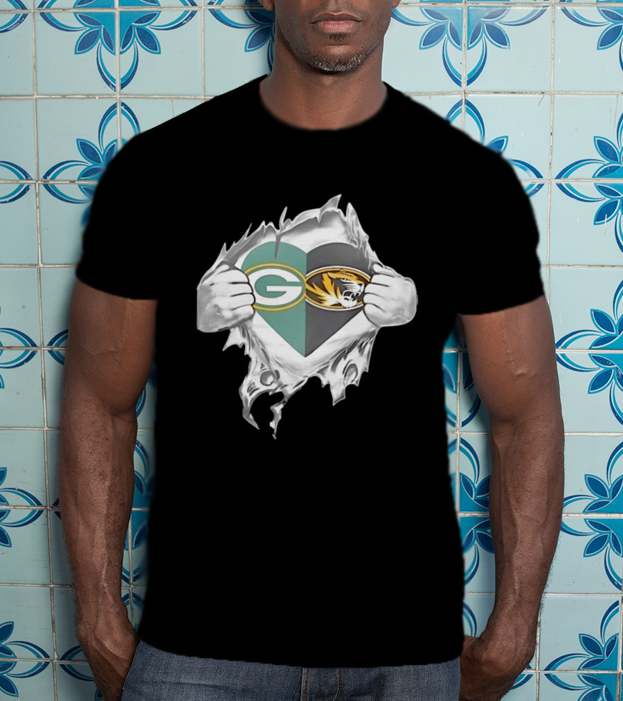 Green Bay Packers Missouri Tigers Heart Superman Chest Rip T-Shirt