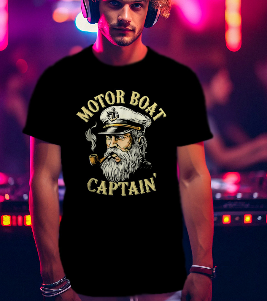 Motor Boat Captain Nautical Sea Sailor Pipe Smoking Beard T-Shirt