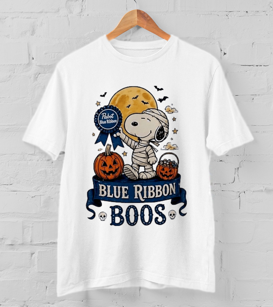 Pabst Blue Ribbon Snoopy Mummy Halloween Blue Ribbon Boos Pumpkin Moon Bats T-Shirt