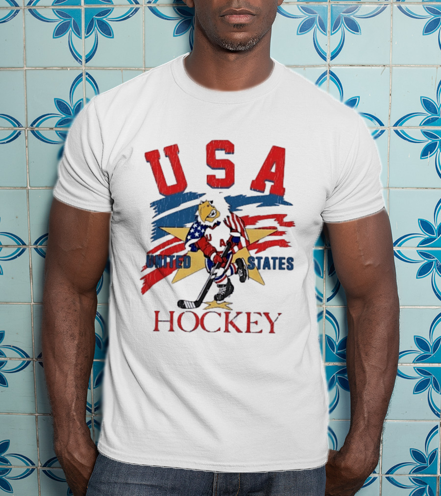USA United States Hockey Eagle Distressed T-Shirt