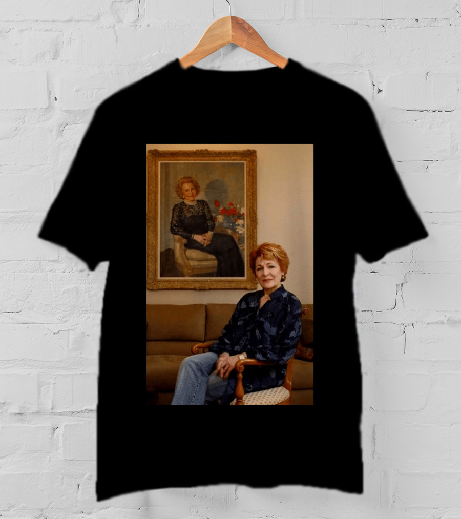 I Don't Know Who The Person In The Image Is. T-Shirt
