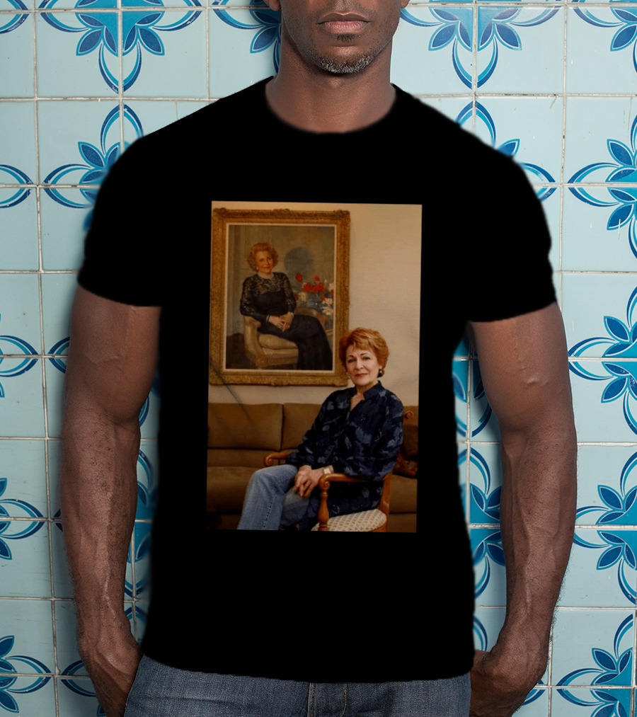 I Don't Know Who The Person In The Image Is. T-Shirt