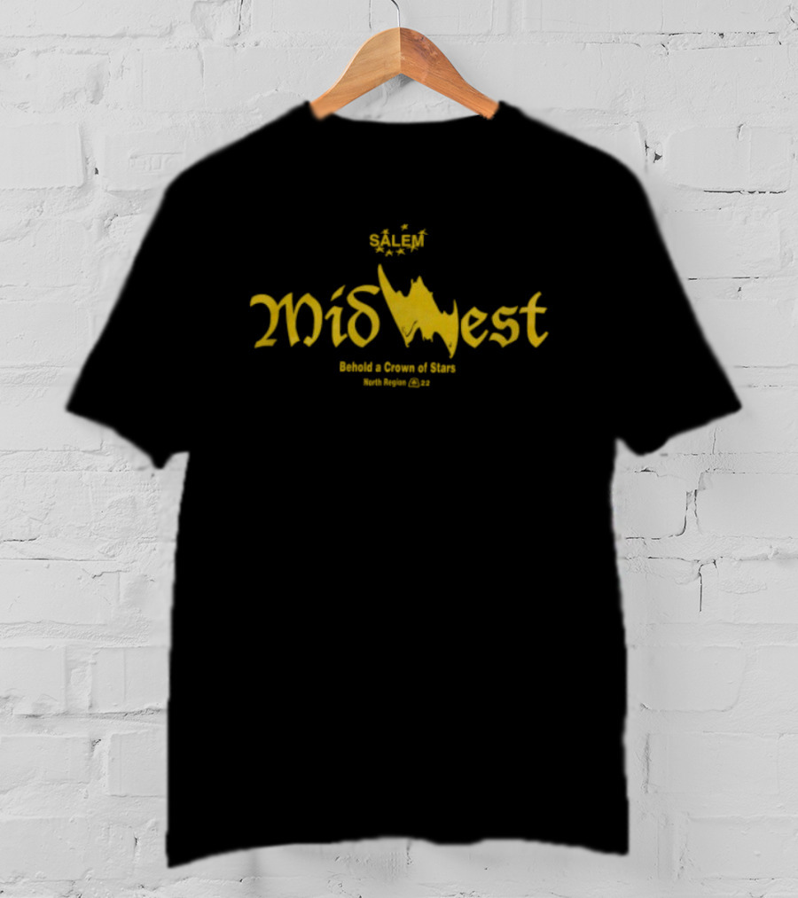 Midwest Exhibit Salem Store Of Horrors Batwing Black T-Shirt