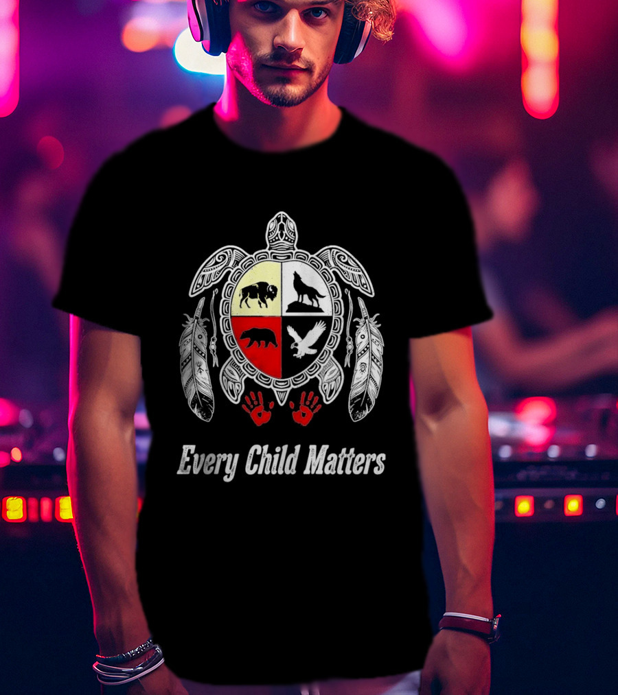 Every Child Matters Native American Turtle Medicine Wheel Feathers And Red Handprints T-Shirt