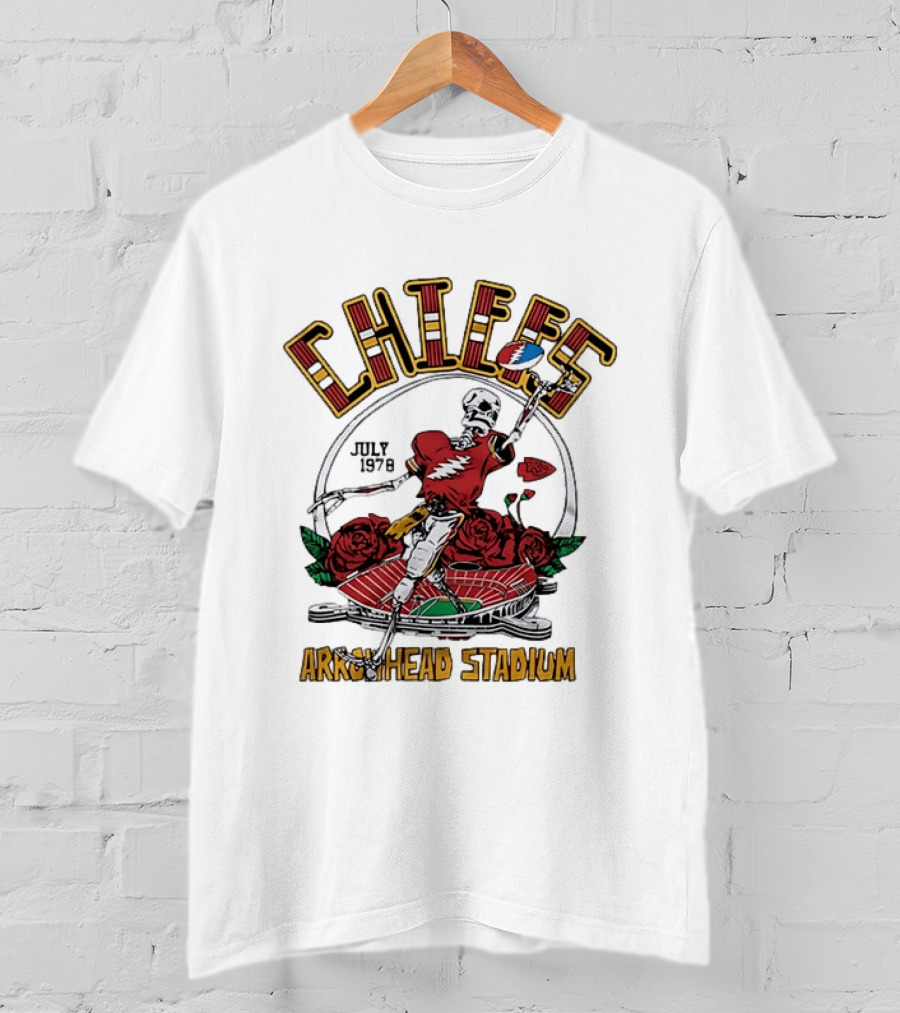 Kansas City Chiefs July 1 1978 Arrowhead Stadium Grateful Dead Skeleton Roses T-Shirt