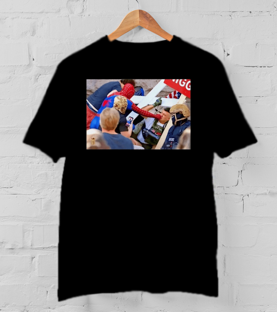 Spider Man Confrontation With Agent Superhero T-Shirt