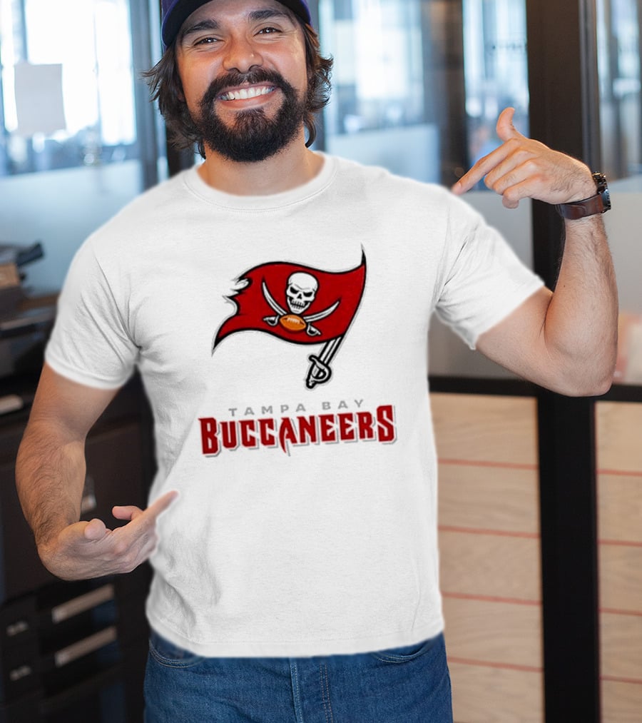 Tampa Bay Buccaneers Season Opener Skull Flag T-Shirt