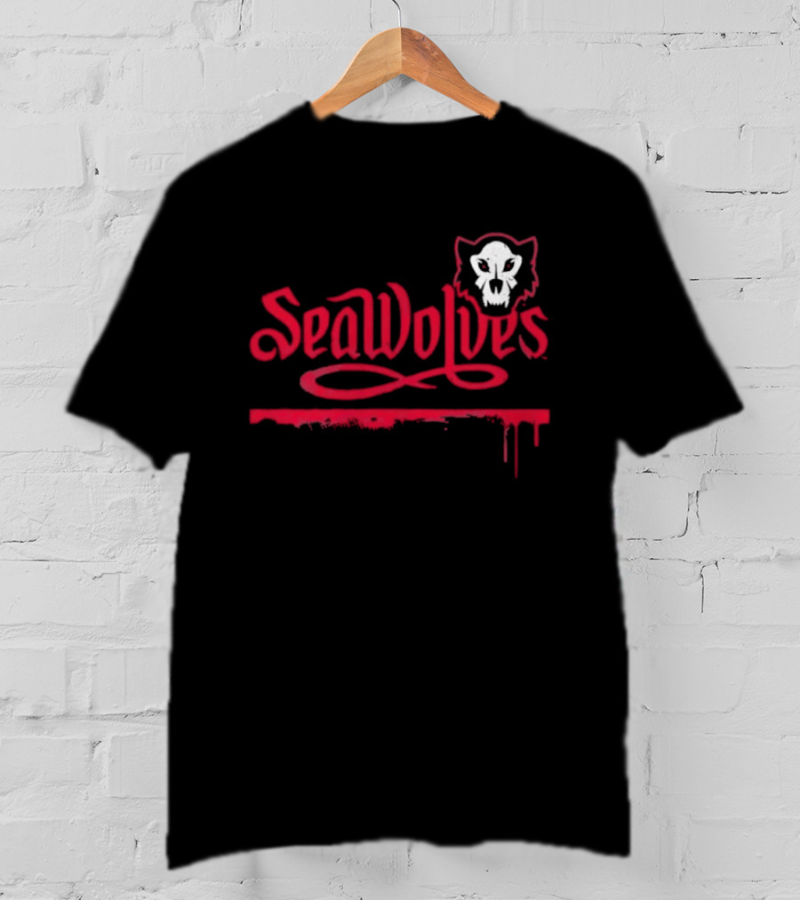 SeaWolves Skull Distressed Hockey Team Fan T-Shirt