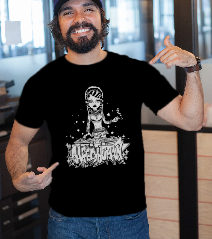 6Arelyhuman Digital Dancer Doll Tattoo Style DJ Aesthetic T-Shirt