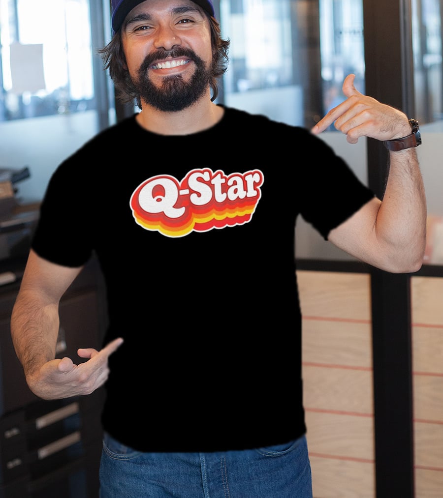 Q Star Vintage Retro Bold Font T-Shirt