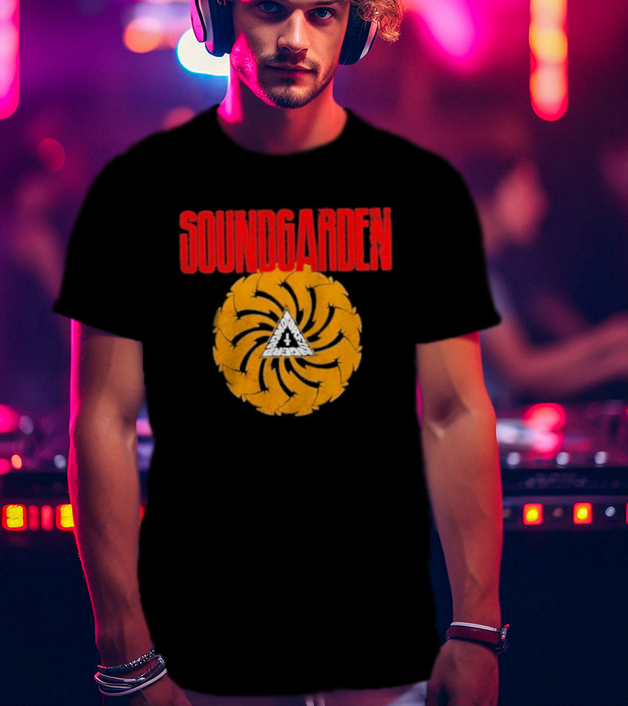 Soundgarden Badmotorfinger Album Grunge Rock Band T-Shirt