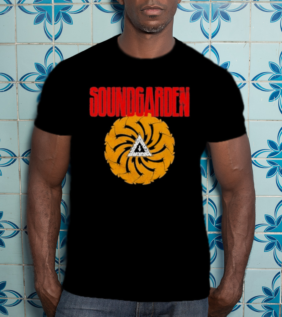 Soundgarden Badmotorfinger Album Grunge Rock Band T-Shirt