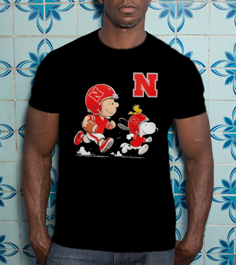Charlie Brown Woodstock Snoopy Nebraska Cornhuskers Football Helmets T-Shirt
