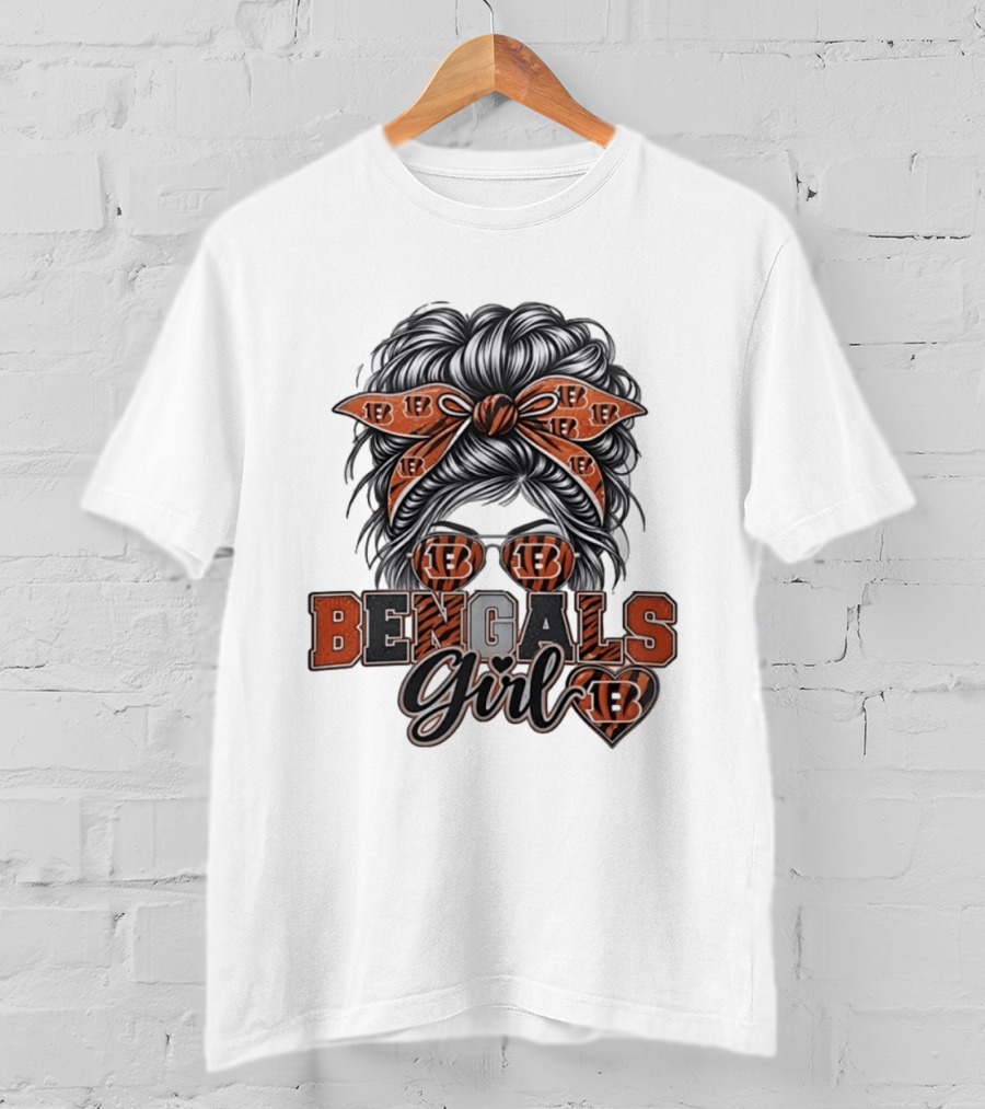 Bengals Girl Messy Bun Fan With Glasses And Bow T-Shirt