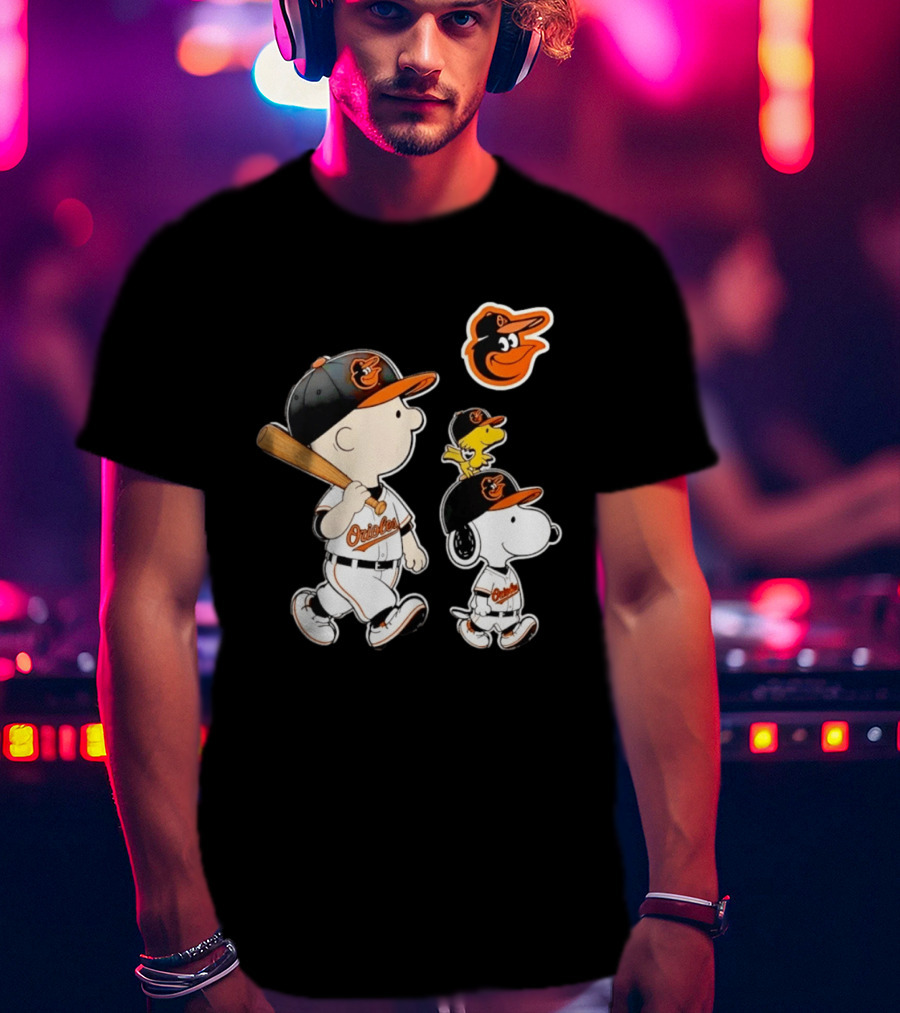 Woodstock Charlie Brown Snoopy Orioles Baseball Team T-Shirt