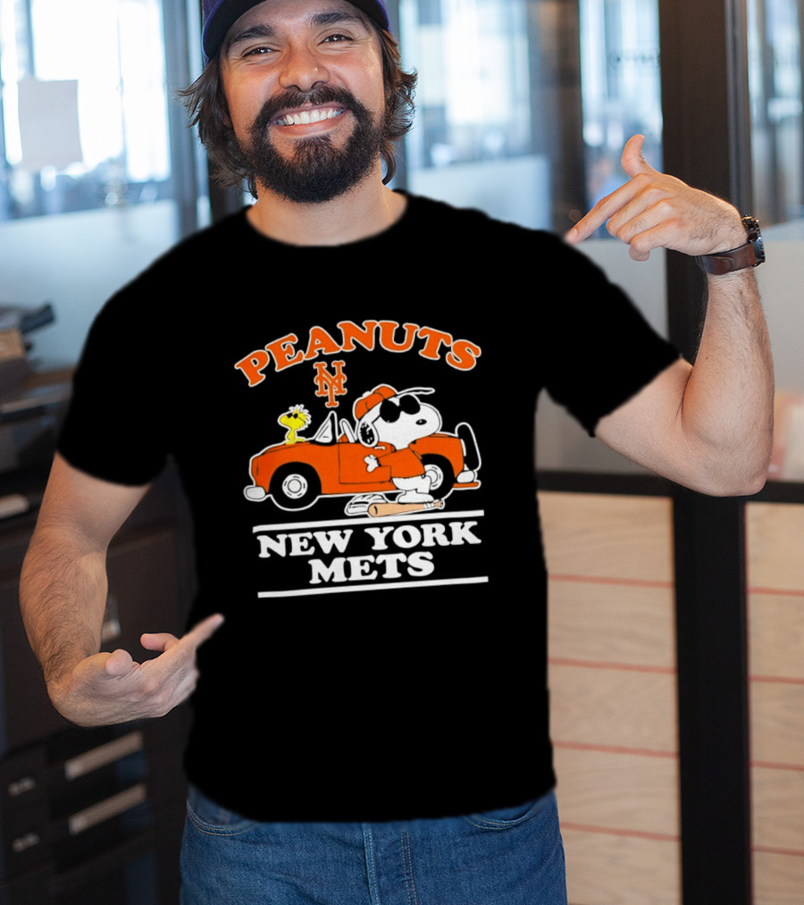 Peanuts Snoopy Woodstock New York Mets MLB Fan Gear T-Shirt