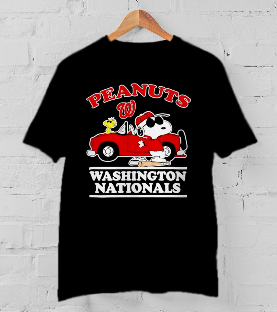 Peanuts Snoopy Woodstock Washington Nationals Baseball Car T-Shirt