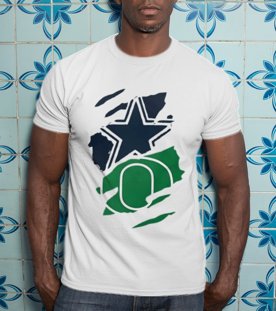 Dallas Cowboys Star And Oregon Ducks O Ripped Team Logos T-Shirt