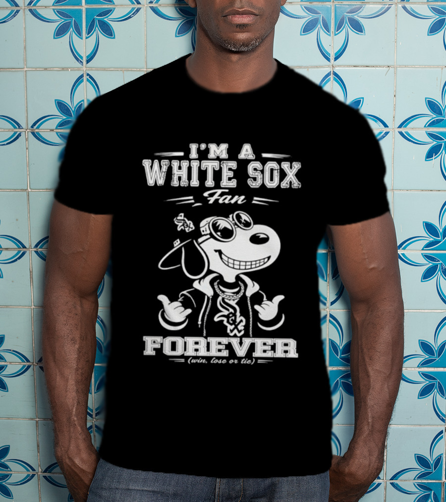 I'm A White Sox Fan Forever Win Lose Or Tie Snoopy T-Shirt