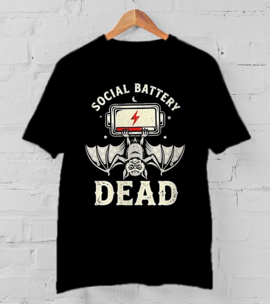 Social Battery Dead Bat Introvert Goth Humor T-Shirt