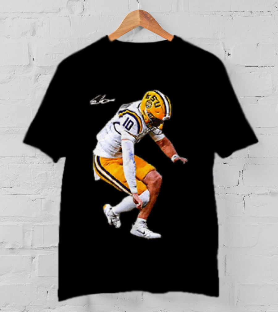Garrett Nussmeier LSU Tigers Football Quarterback Action Play T-Shirt