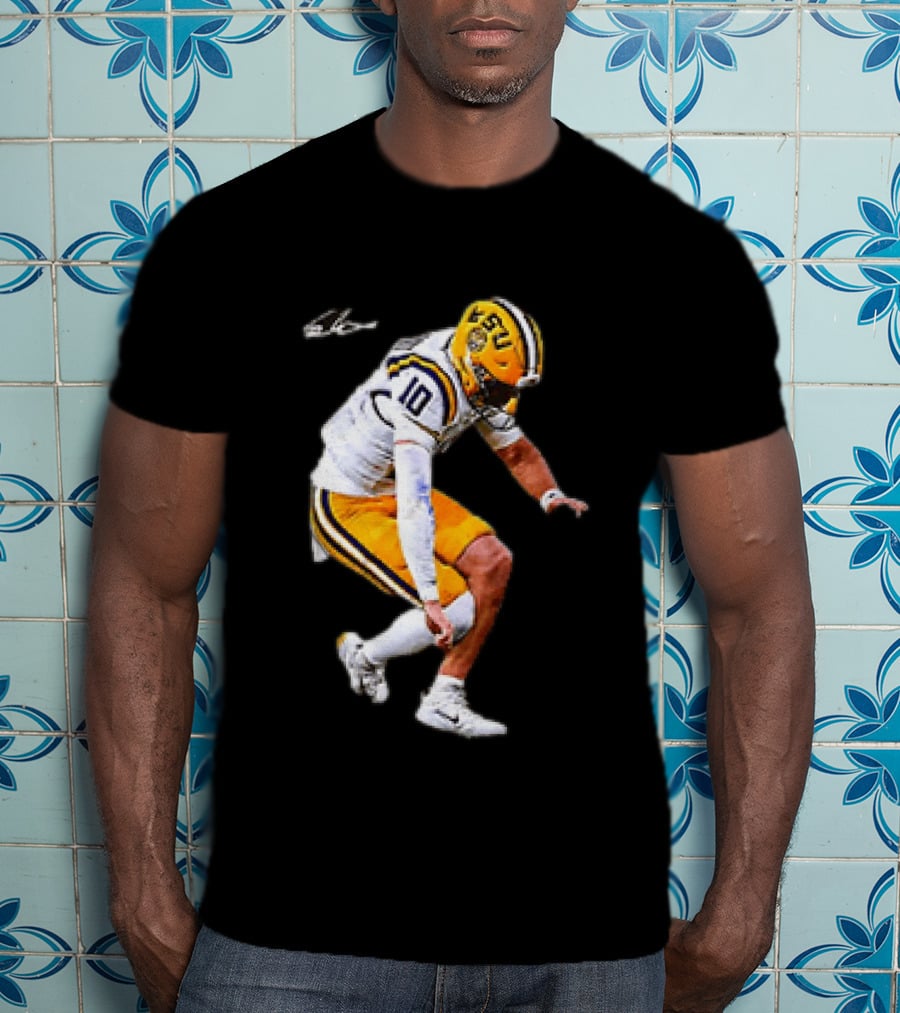 Garrett Nussmeier LSU Tigers Football Quarterback Action Play T-Shirt