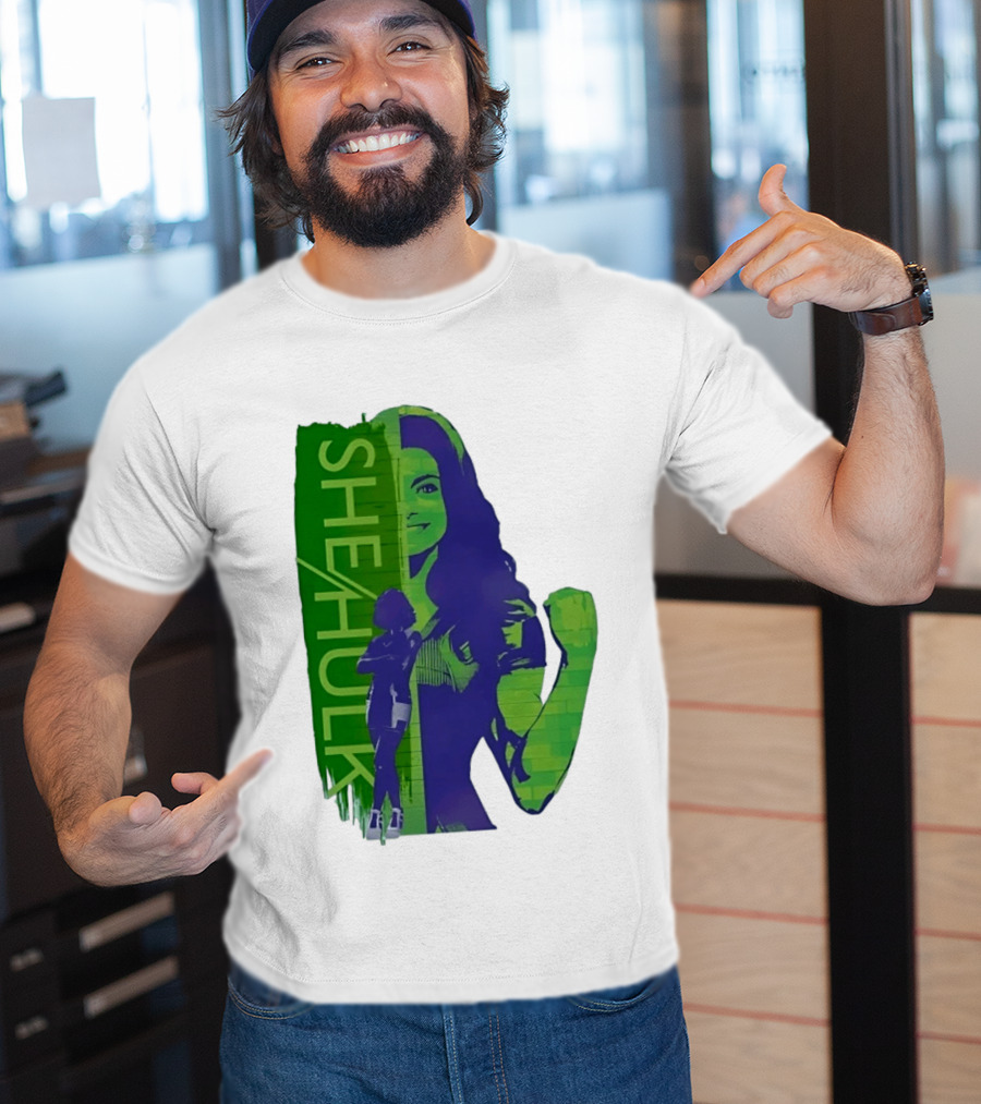 She Hulk Marvel Superhero Jennifer Walters Comic Style Heroic Pose T-Shirt