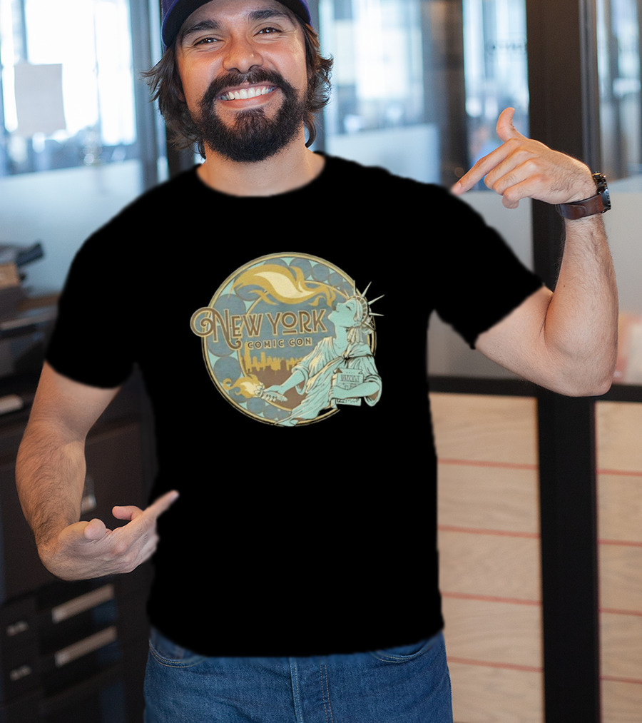 New York Comic Con MMXXVI Statue Of Liberty Art Nouveau T-Shirt