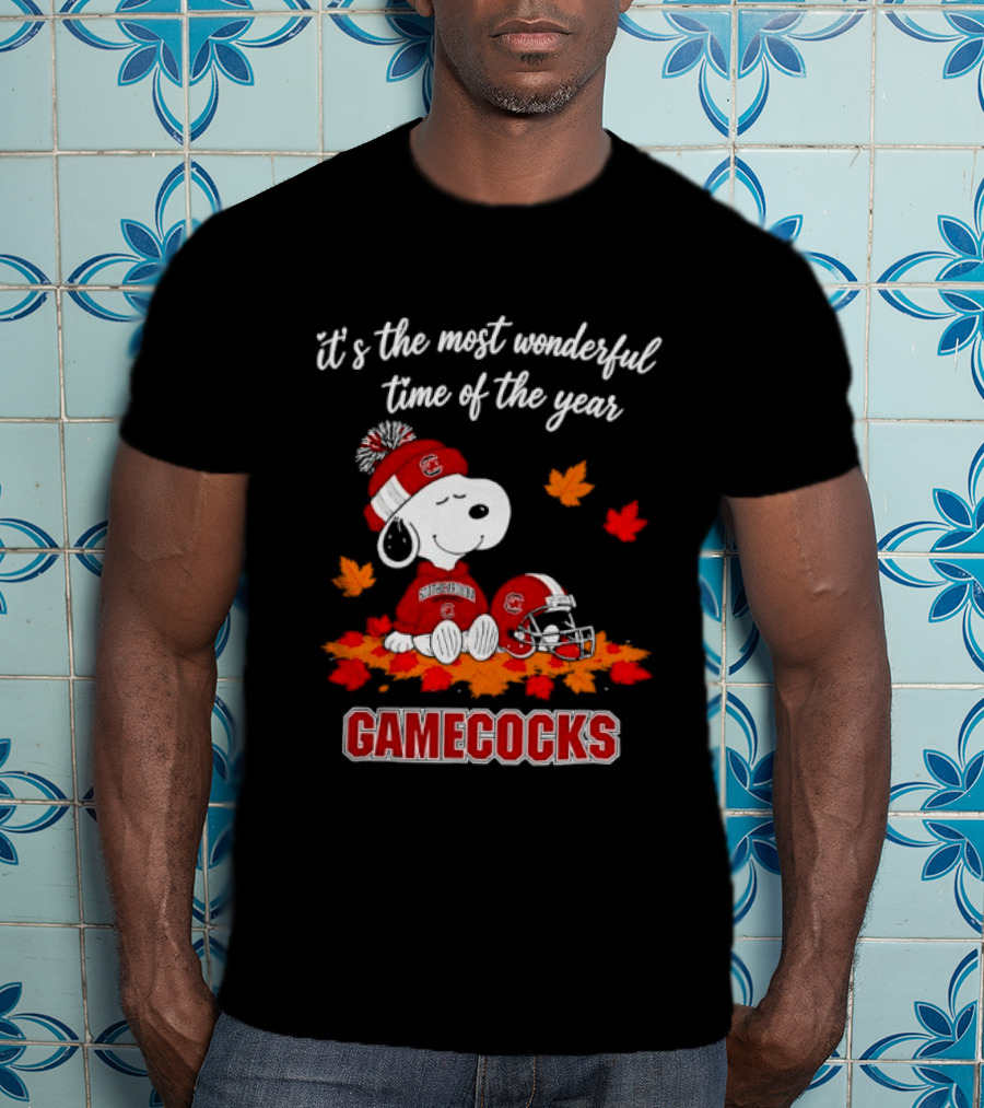 Snoopy South Carolina Gamecocks It's The Most Wonderful Time Of The Year Autumn Leaves T-Shirt
