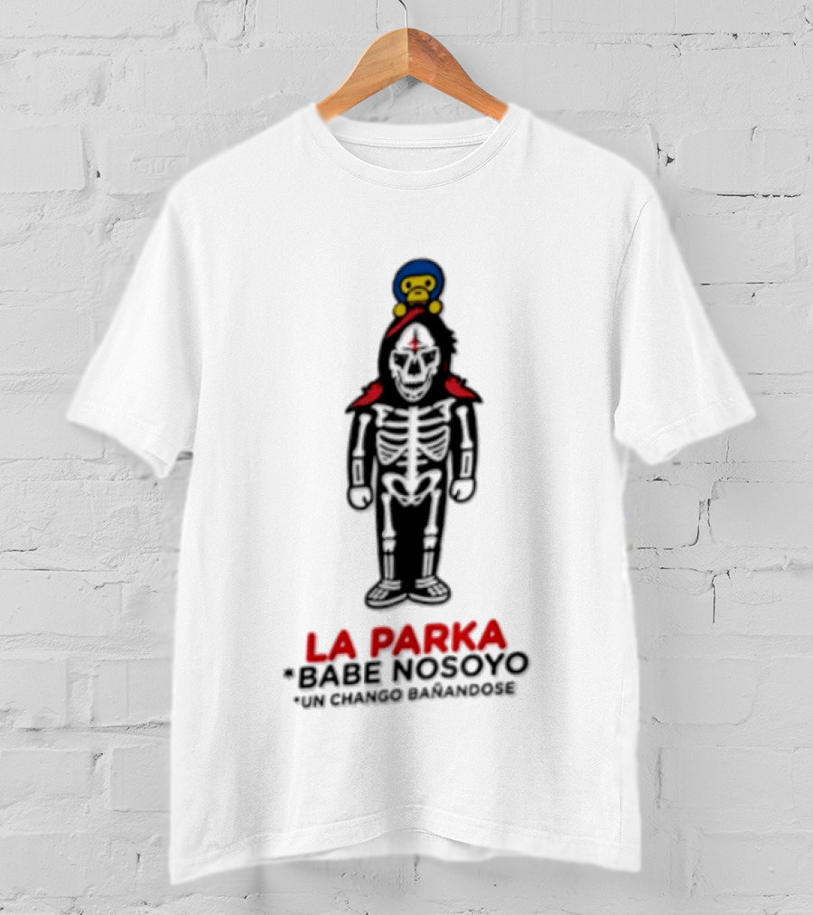 La Parka Babe Nosoyo Un Chango Bañandose T-Shirt