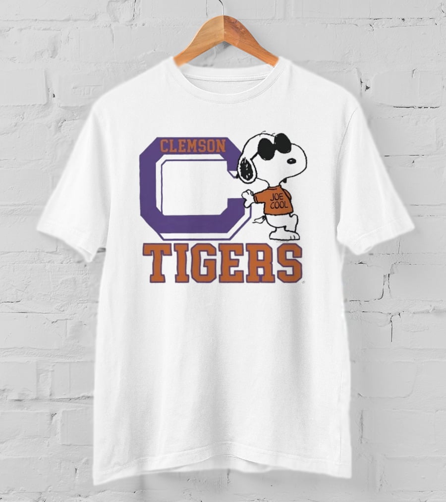 Clemson Tigers Snoopy Joe Cool Peanuts College Sports T-Shirt
