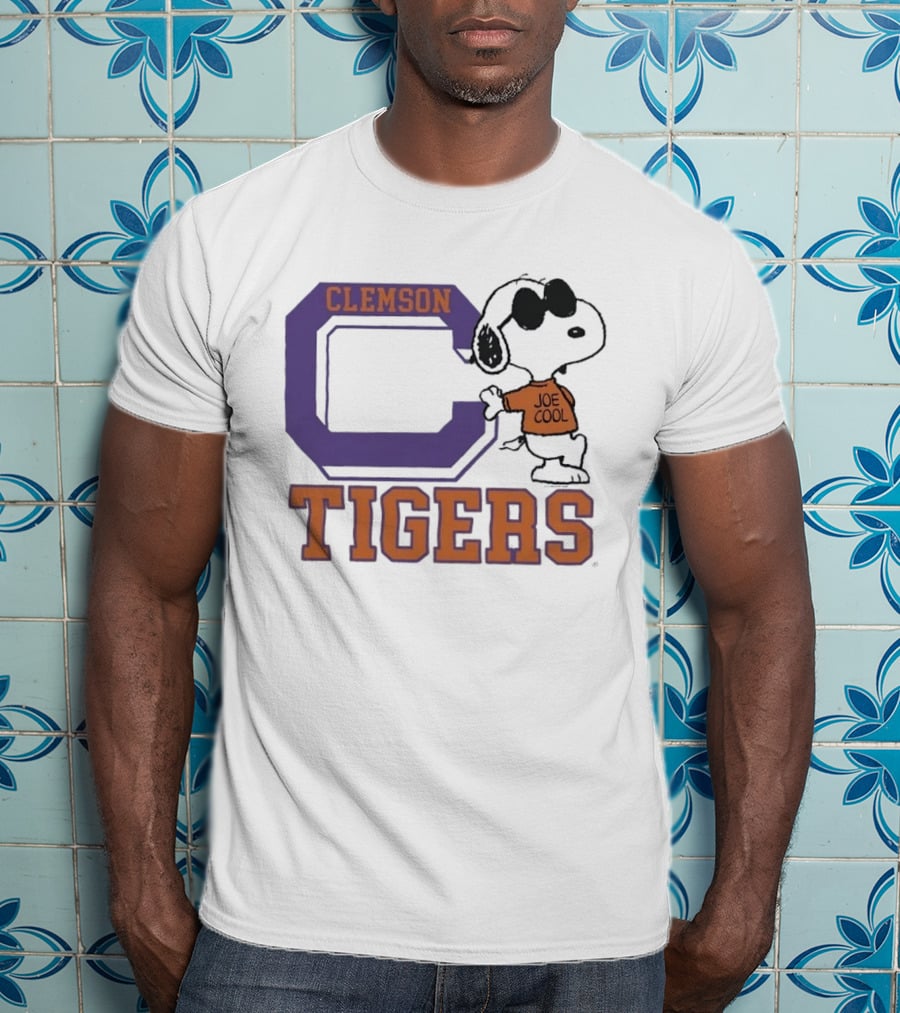 Clemson Tigers Snoopy Joe Cool Peanuts College Sports T-Shirt