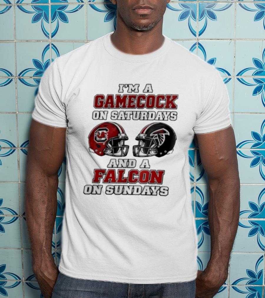 I'm A Gamecock On Saturdays And A Falcon On Sundays Helmet Football Fan شعار T-Shirt