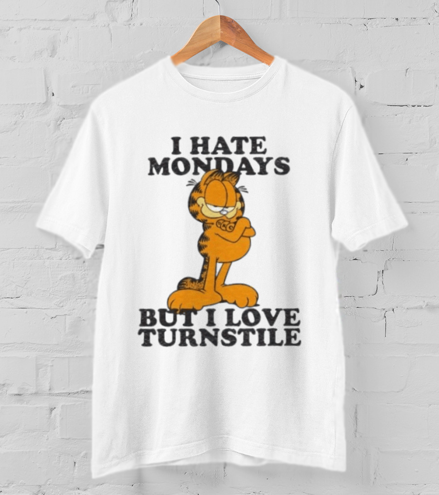 I Hate Mondays Lasagna Cat Love Turnstile T-Shirt