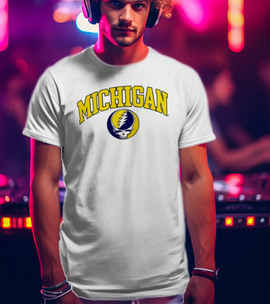 Michigan Wolverines Grateful Dead 2026 Collaboration Lightning Skull T-Shirt