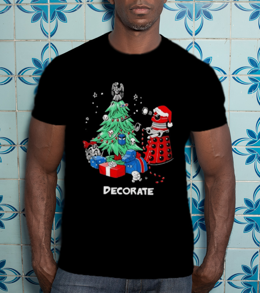 Doctor Who Dalek Christmas Tree Decorate Scene T-Shirt