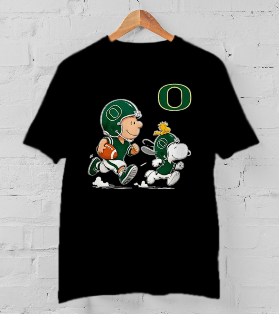 Charlie Brown Woodstock Snoopy Oregon Ducks Football 2026 T-Shirt