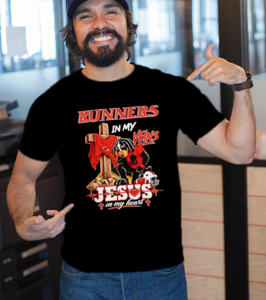 UTSA Roadrunners Runners In My Veins Jesus In My Heart Football Faith T-Shirt
