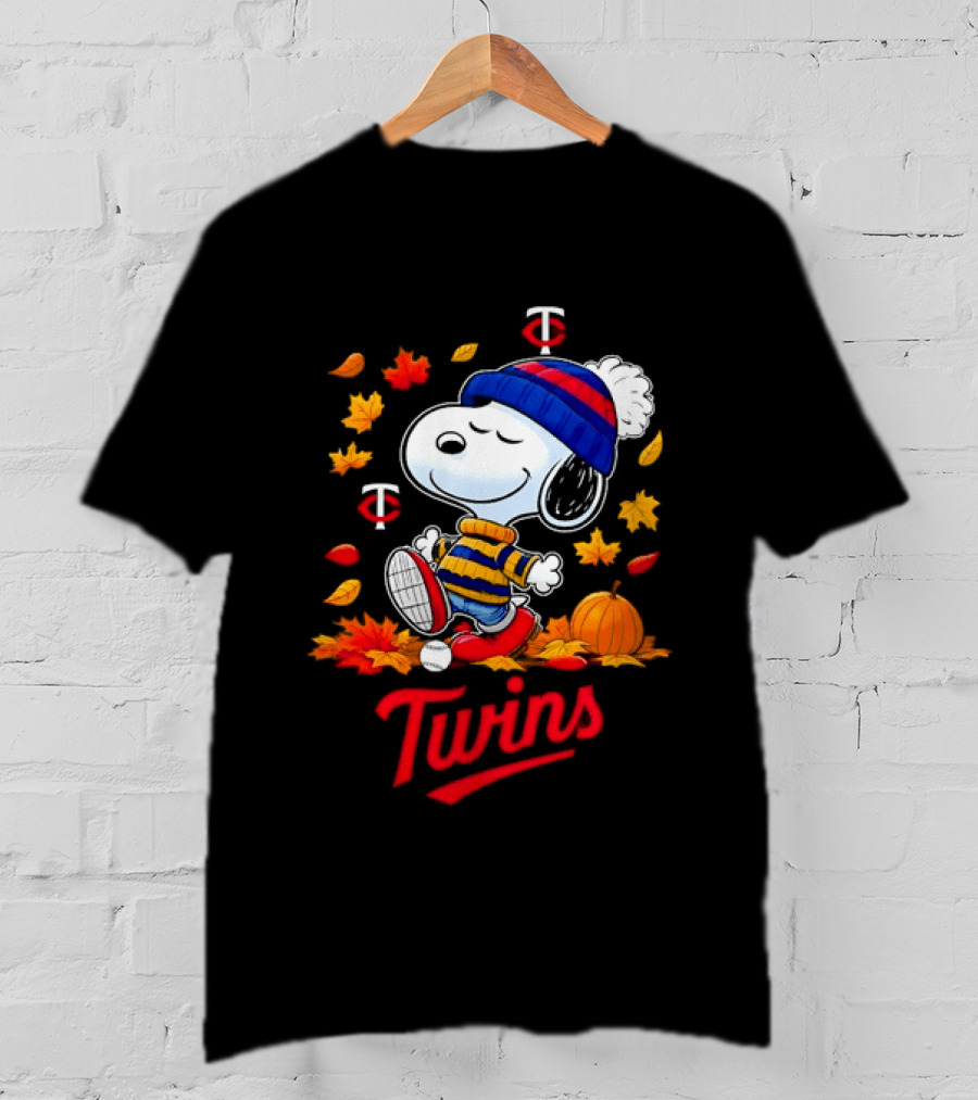 Snoopy Minnesota Twins Autumn Baseball MLB Peanuts Leaves Pumpkin T-Shirt