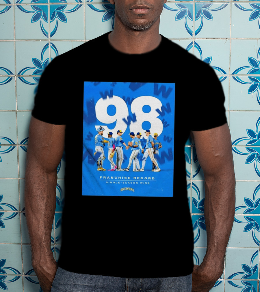 Milwaukee Brewers 98 Franchise Record Single Season Wins Team Celebration T-Shirt