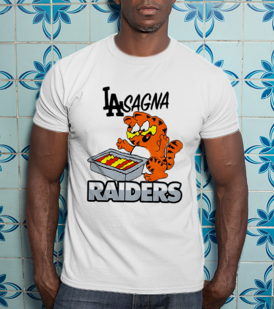 LA Lasagna Raiders Orange Cat Eating Lasagna Sports Rivalry T-Shirt