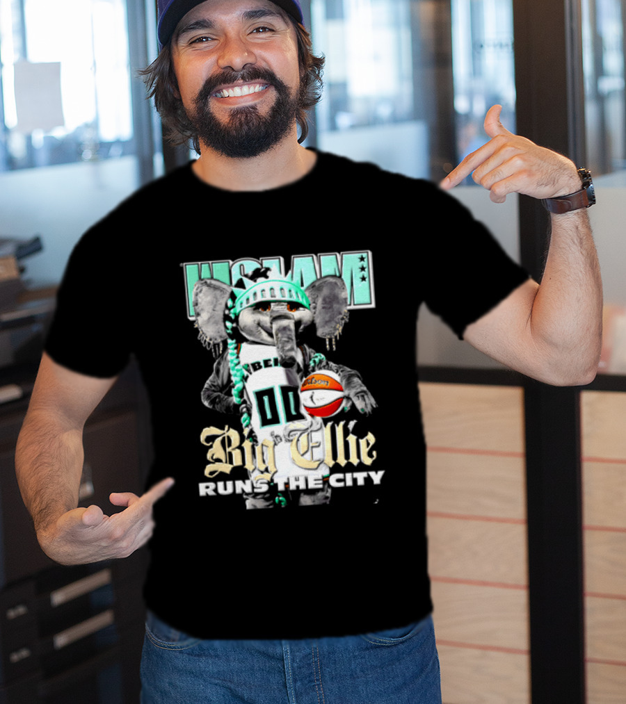 New York Liberty Big Ellie Runs The City Statue Crown Basketball T-Shirt