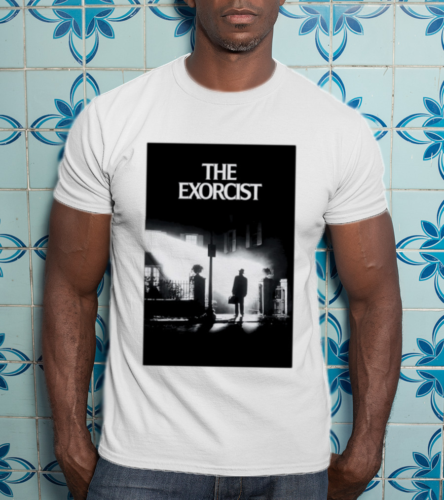 The Exorcist Iconic Horror Movie Walking Man Shadow Scene T-Shirt