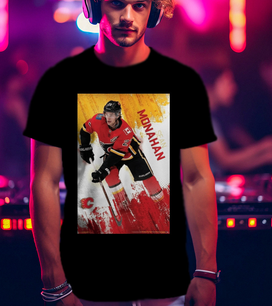 Sean Monahan Calgary Flames NHL Hockey Action T-Shirt