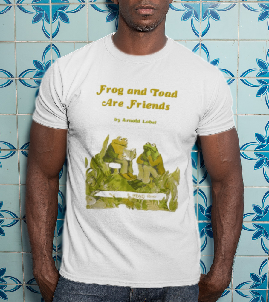 Frog And Toad Are Friends By Arnold Lobel Book Cover T-Shirt