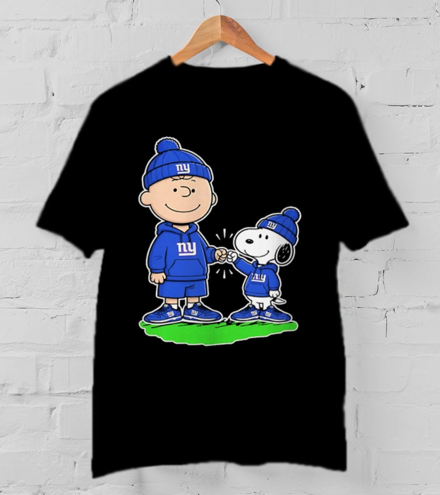 Snoopy And Charlie Brown NY Giants NFL Collaboration T-Shirt